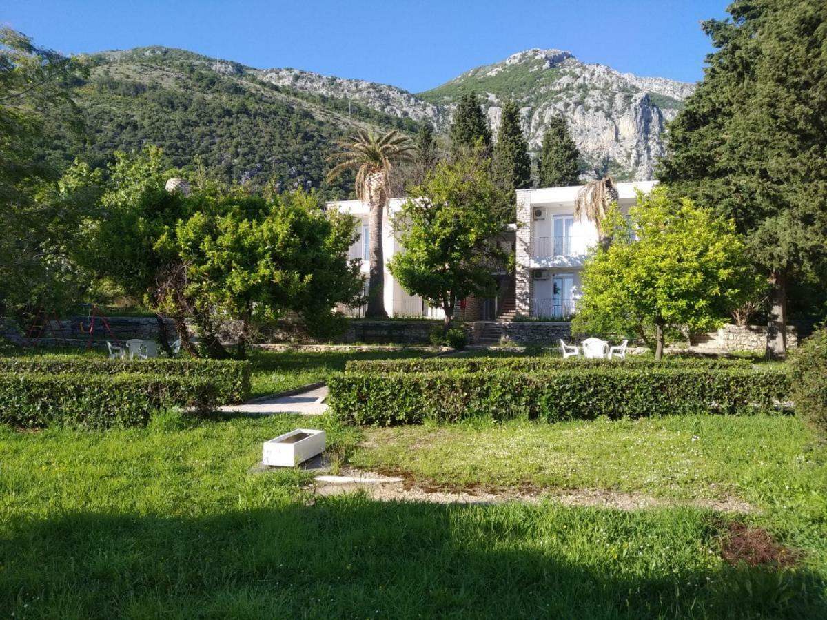 Juzno More Sutomore Exterior foto
